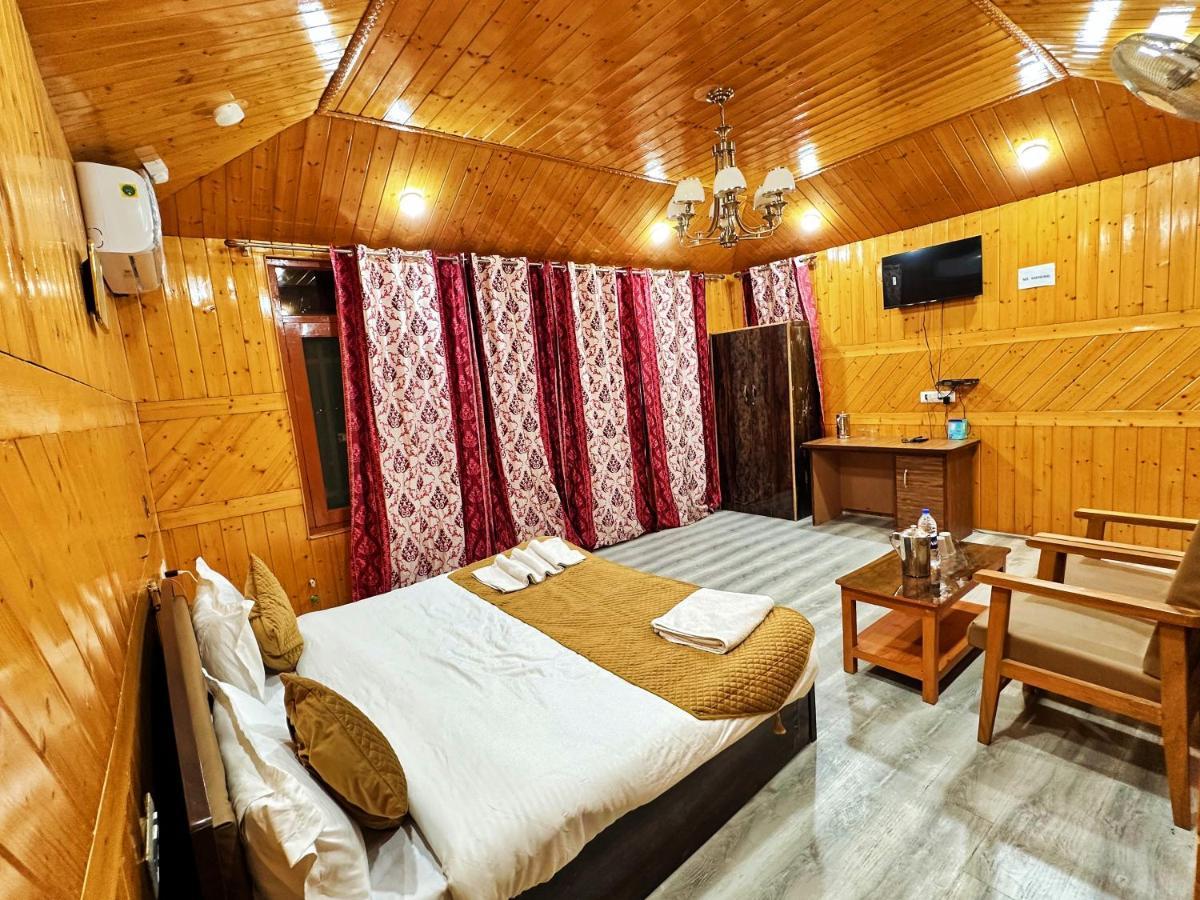 Roseline Inn Сринагар Экстерьер фото