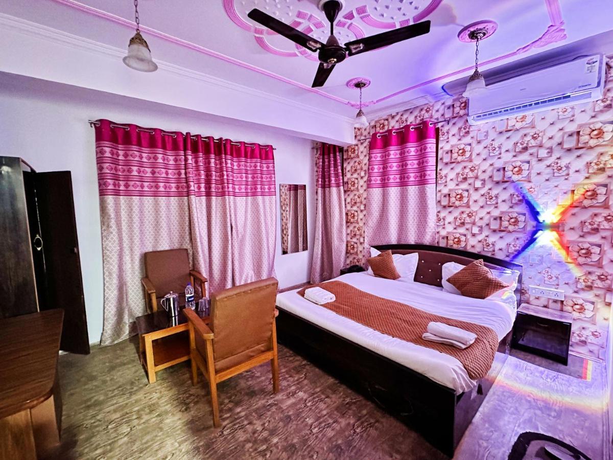 Roseline Inn Сринагар Экстерьер фото